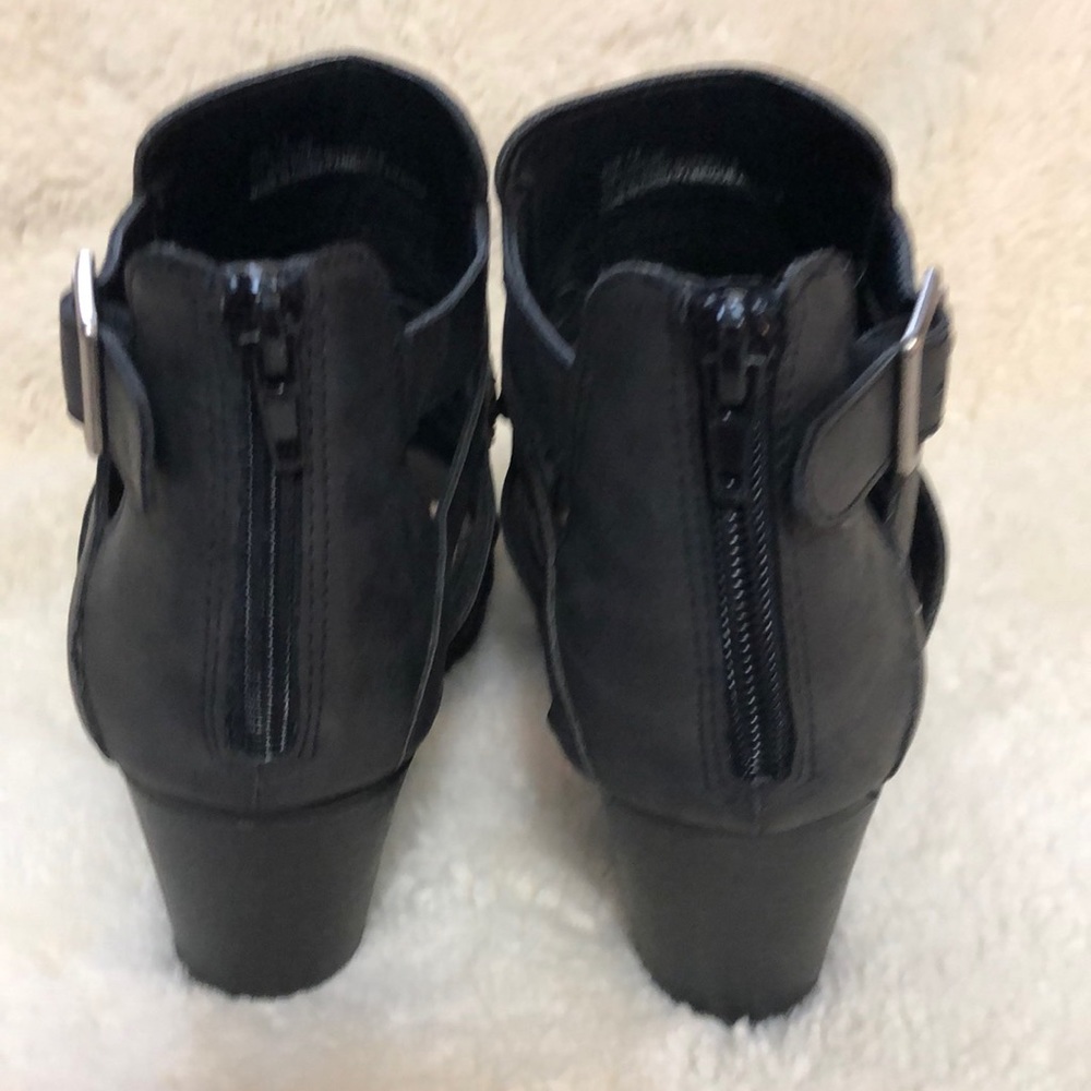 Booties - Picture 4 of 5